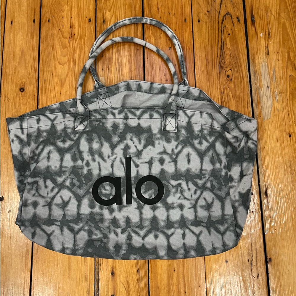 Alo Tote Bag